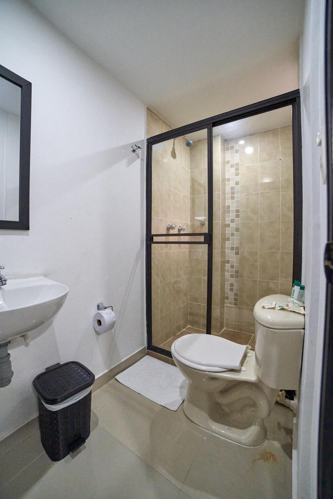Farum Hotel Medellín Buitenkant foto