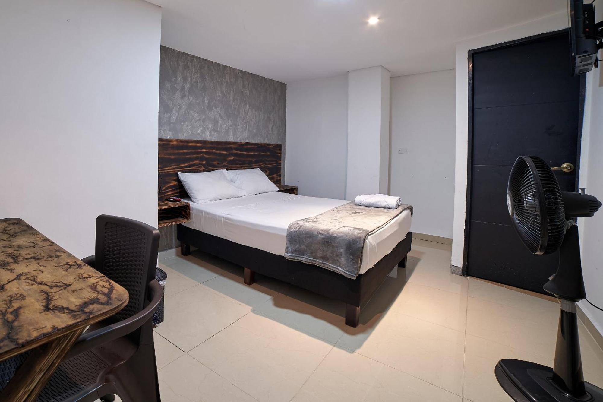 Farum Hotel Medellín Buitenkant foto